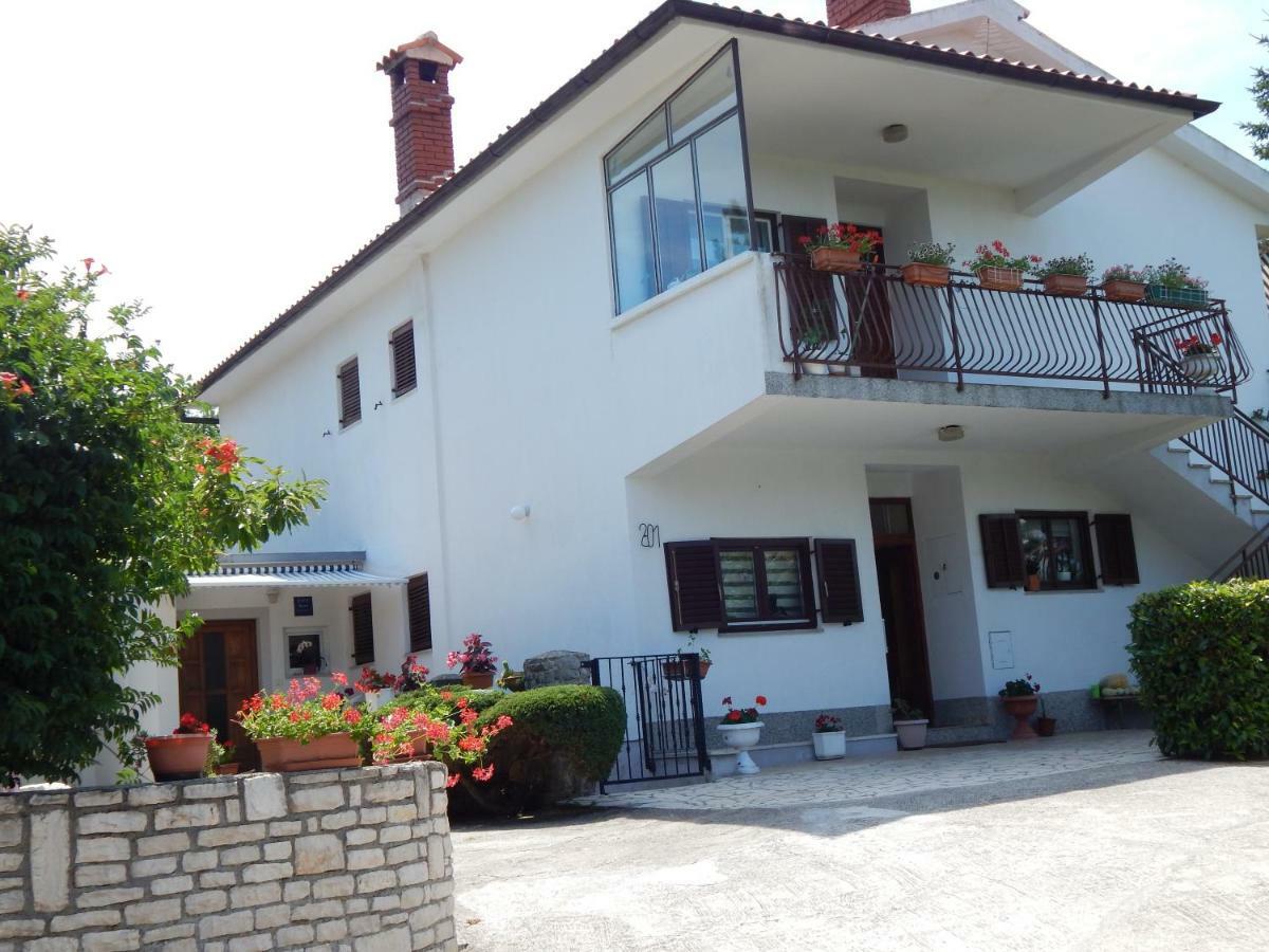 Apartment Strmac Labin  Exteriör bild
